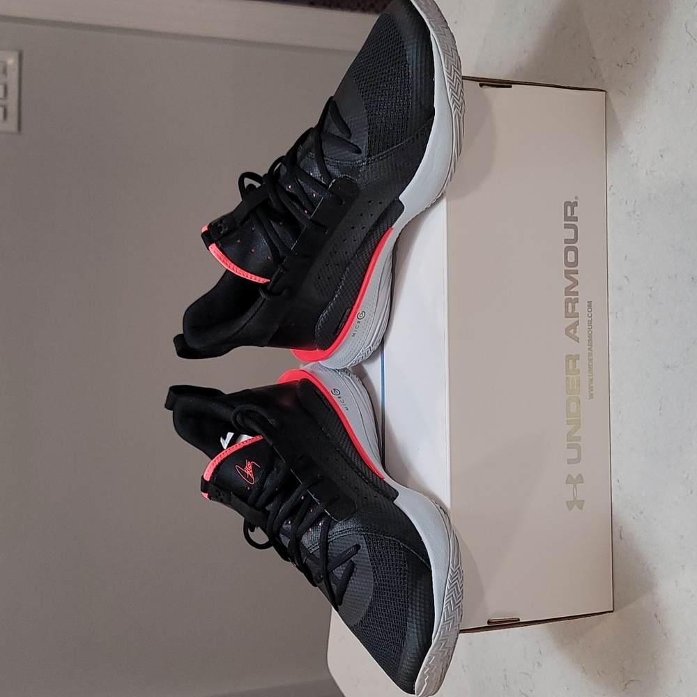 Under Armour Curry 7 Beta Red